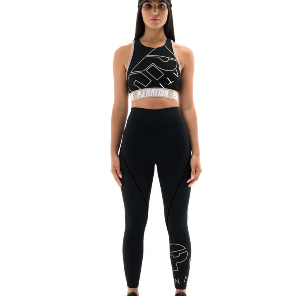 ALTA SPORTS BRA IN BLACK